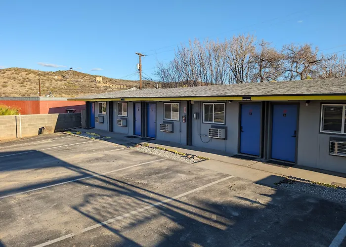Belle Aire Motel 3*